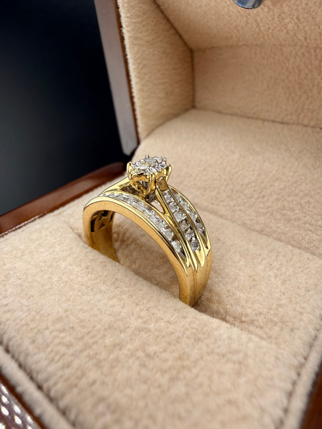 2.5 Carat Natural Diamond Engagement Ring – 10K Gold | Size 6