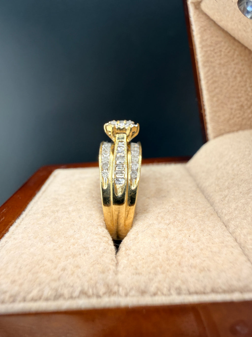 2.5 Carat Natural Diamond Engagement Ring – 10K Gold | Size 6