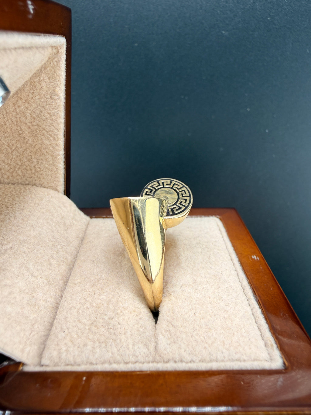 10K Gold Greek Key Women’s Ring – 2.8g Solid Gold Designer Band (Size 9) | Retail $1540 – Wholesale $481