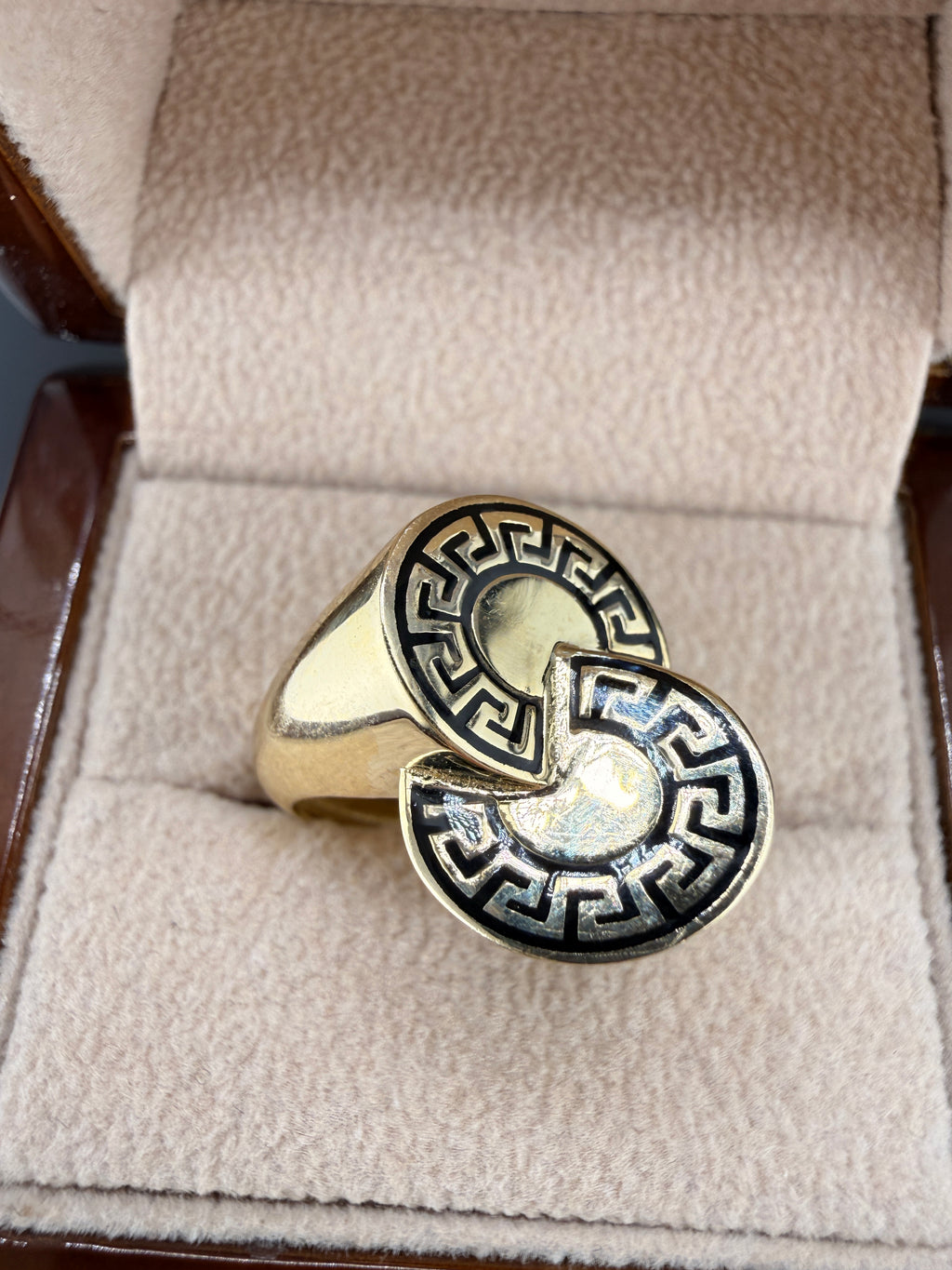 10K Gold Greek Key Women’s Ring – 2.8g Solid Gold Designer Band (Size 9) | Retail $1540 – Wholesale $481