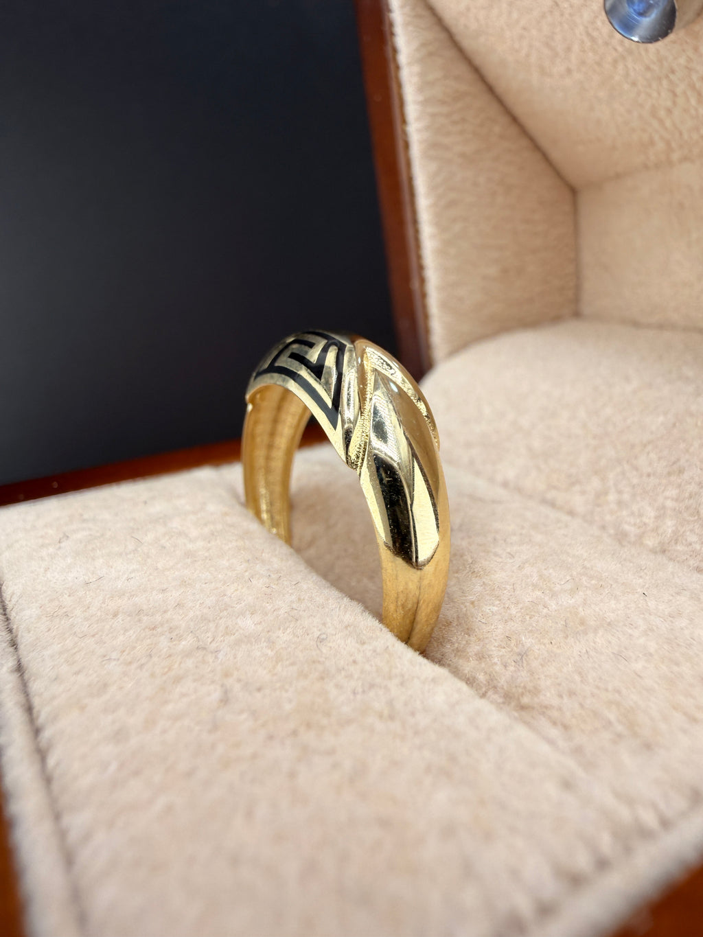10K Gold Greek Style Women’s Ring – Size 9 | 2.8g Solid Gold Designer Ring | Wholesale Price Jewelry