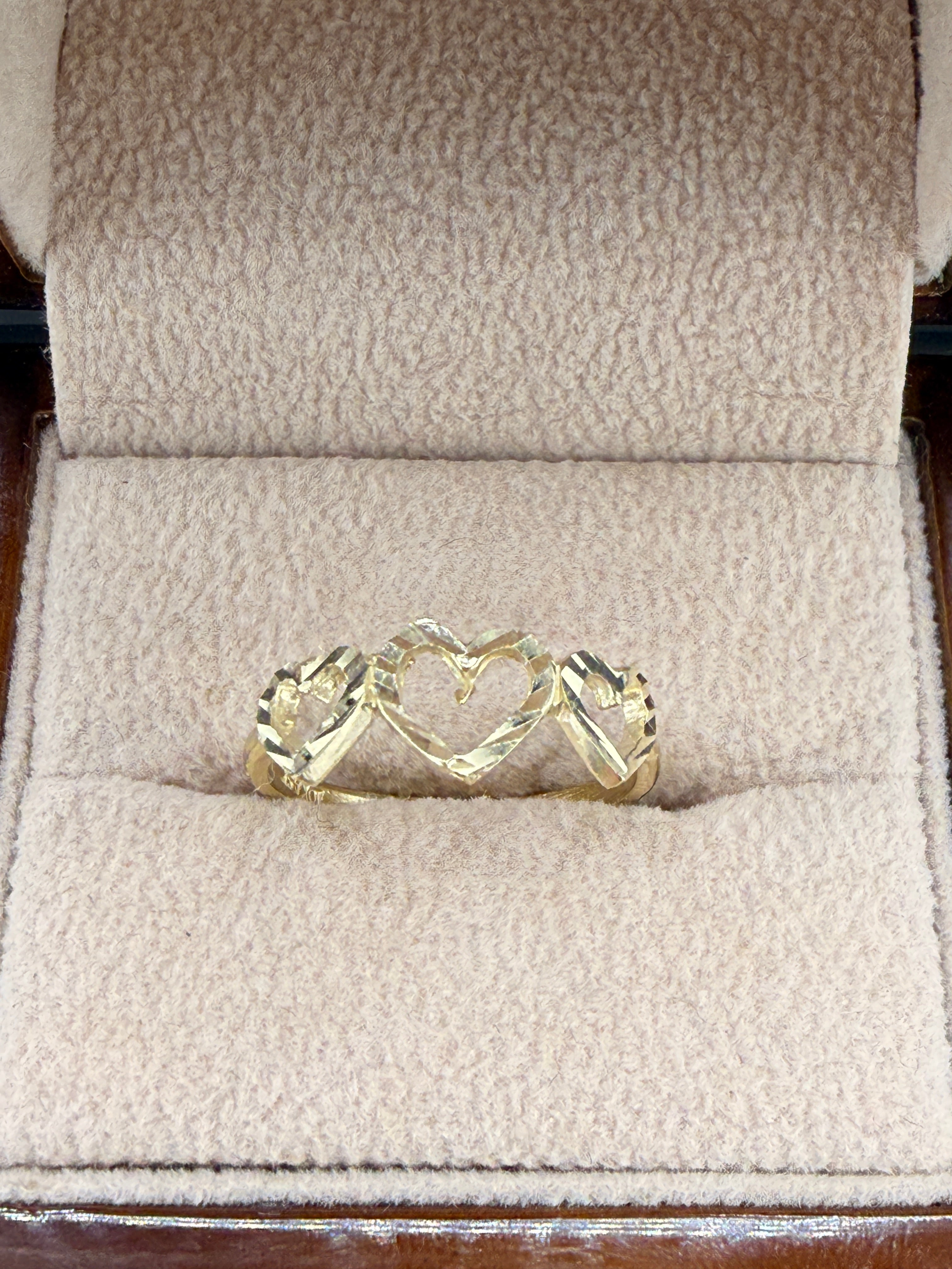 10K Gold 3 Heart Women’s Ring – Size 7 | 1.6g Solid Gold Love Ring | Jewelry Connect