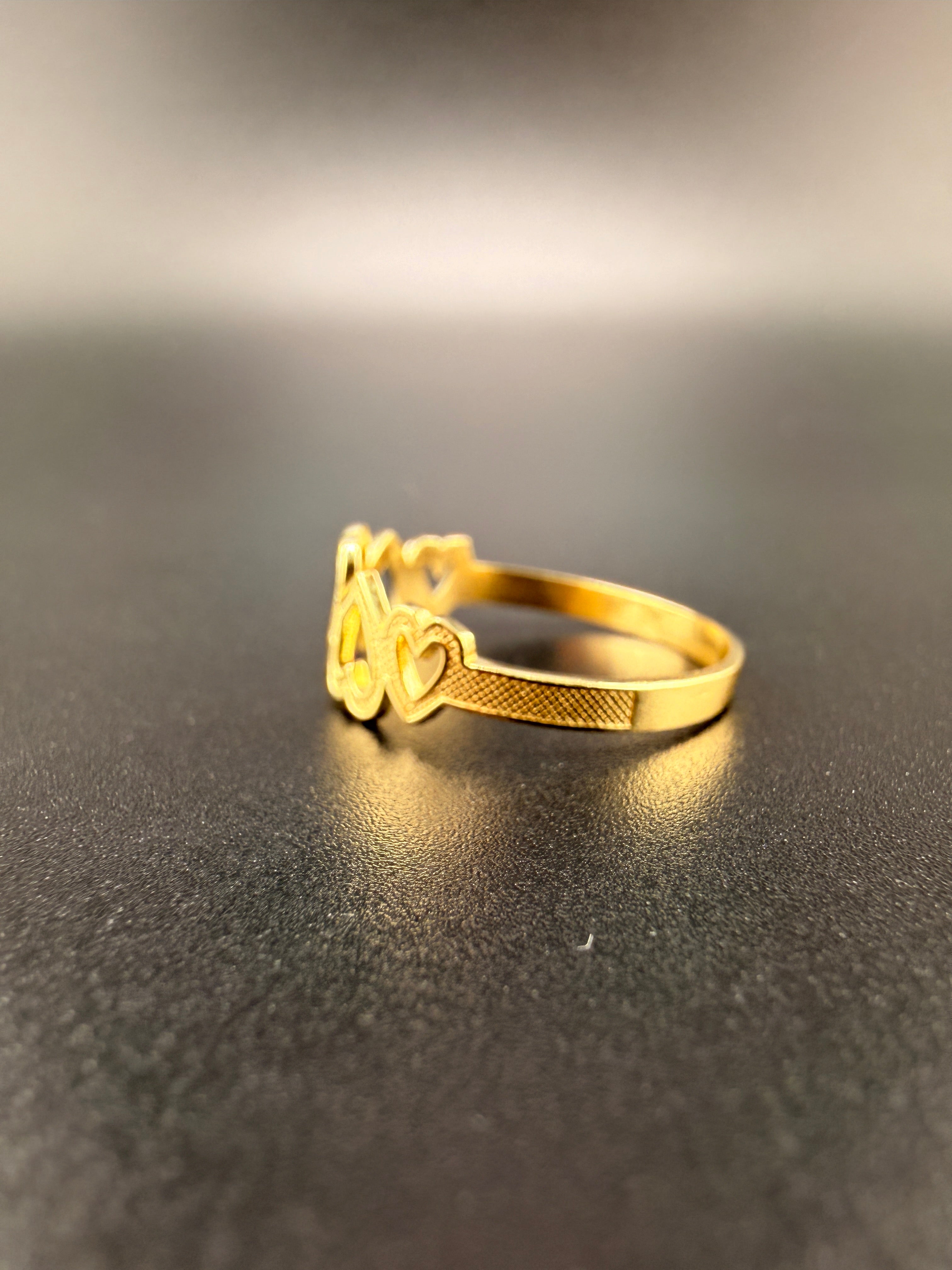 5 Heart Women's Ring – 10K Yellow Gold Love Ring (1.1g) | Size 7 | Wholesale Price