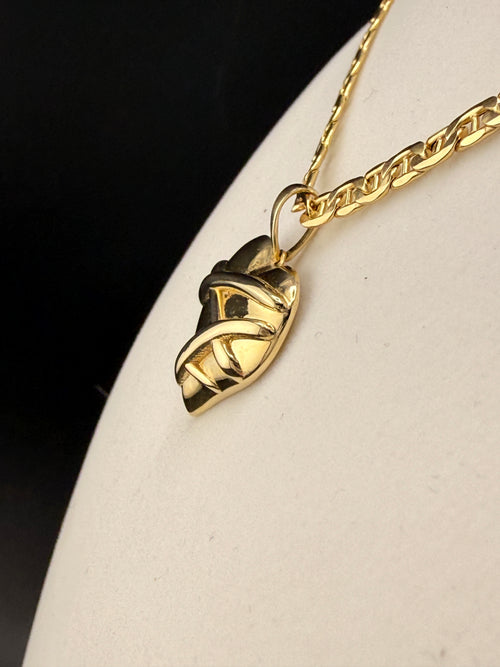 10K Gold Heart Pendant – Solid Gold Love Pendant (2.1g)