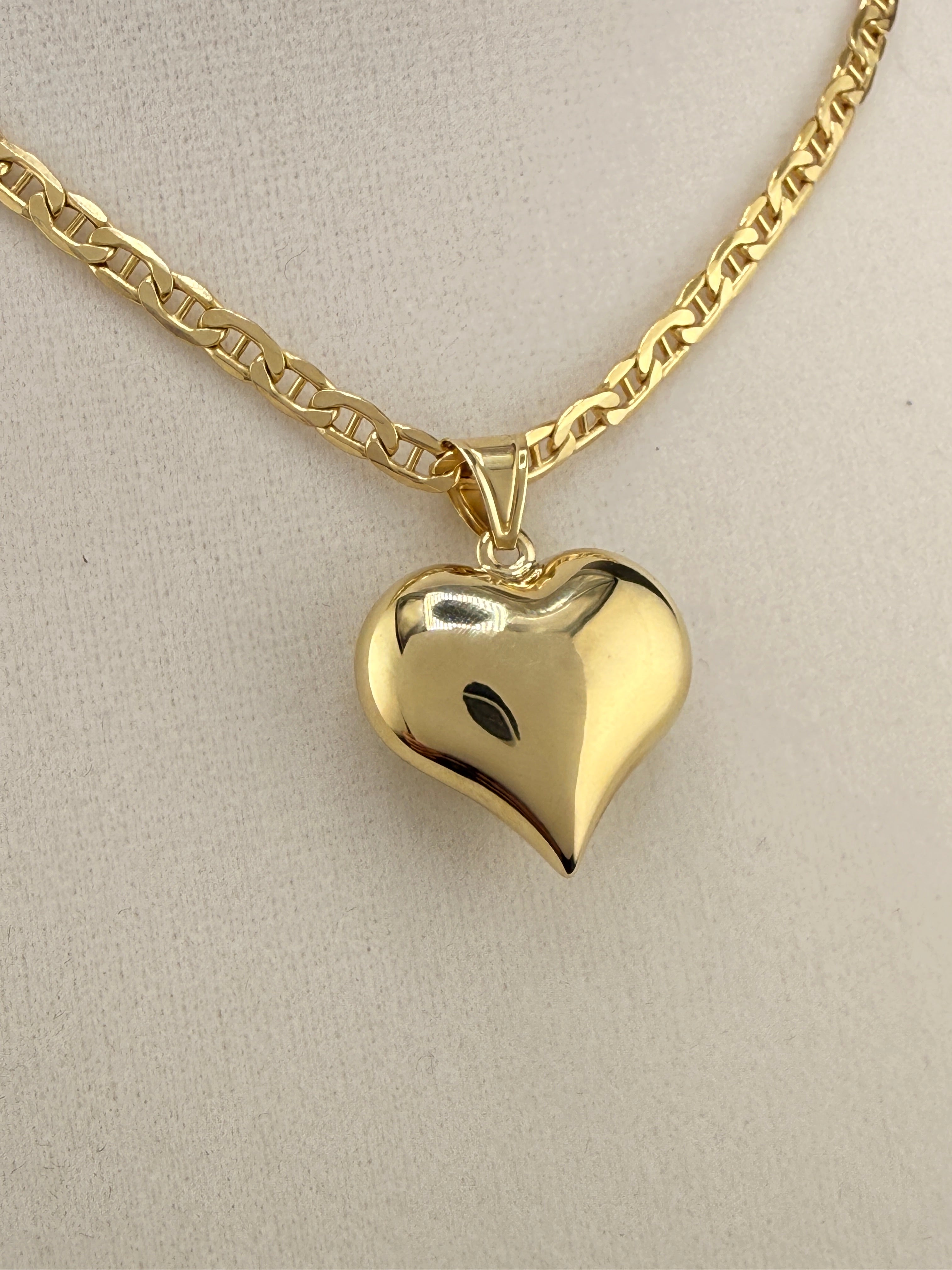 10K Gold Heart Pendant (2.5g) – Solid Yellow Gold Love Heart Necklace Charm | Jewelry Connect Wholesale Price