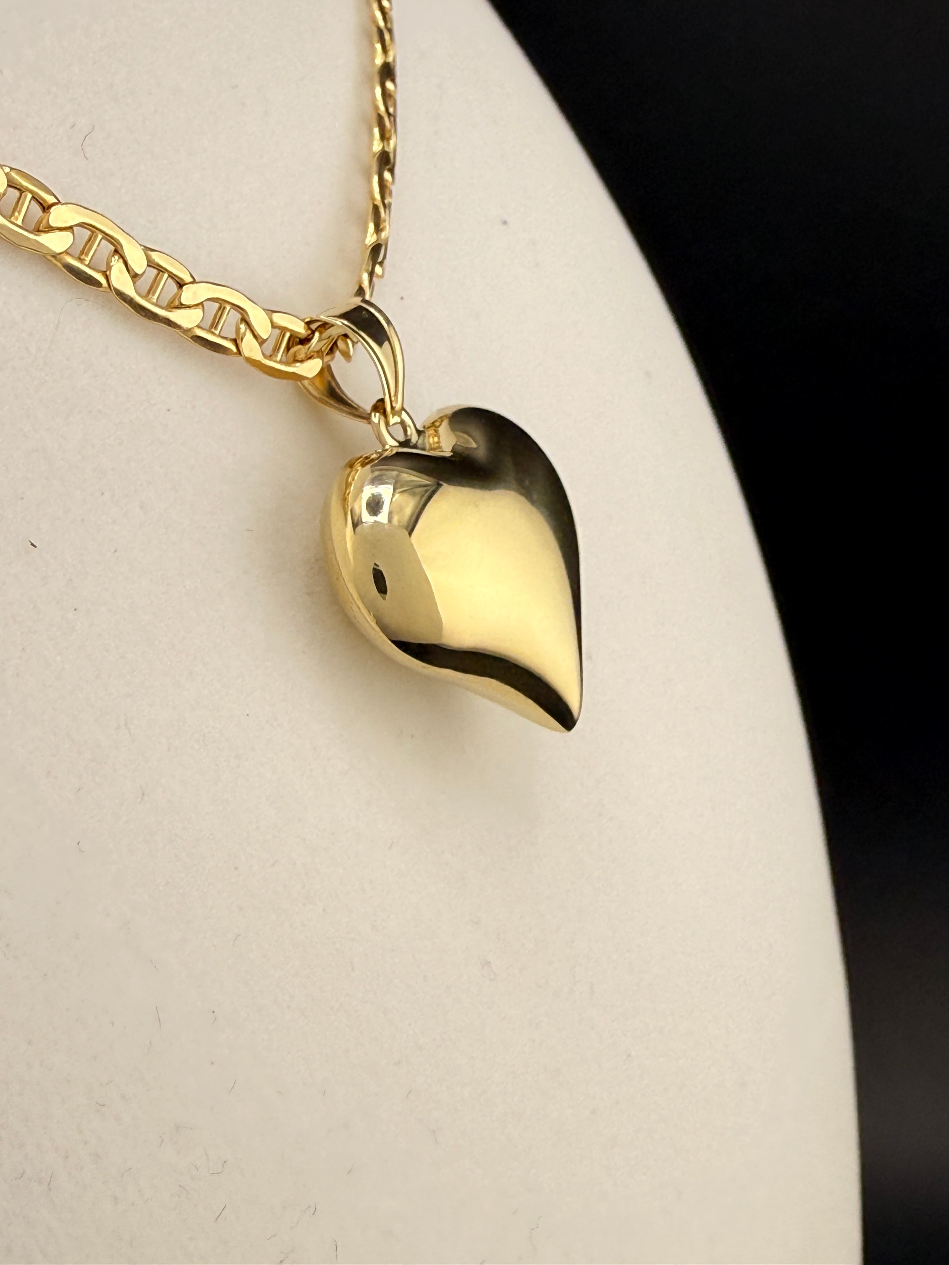 10K Gold Heart Pendant (2.5g) – Solid Yellow Gold Love Heart Necklace Charm | Jewelry Connect Wholesale Price