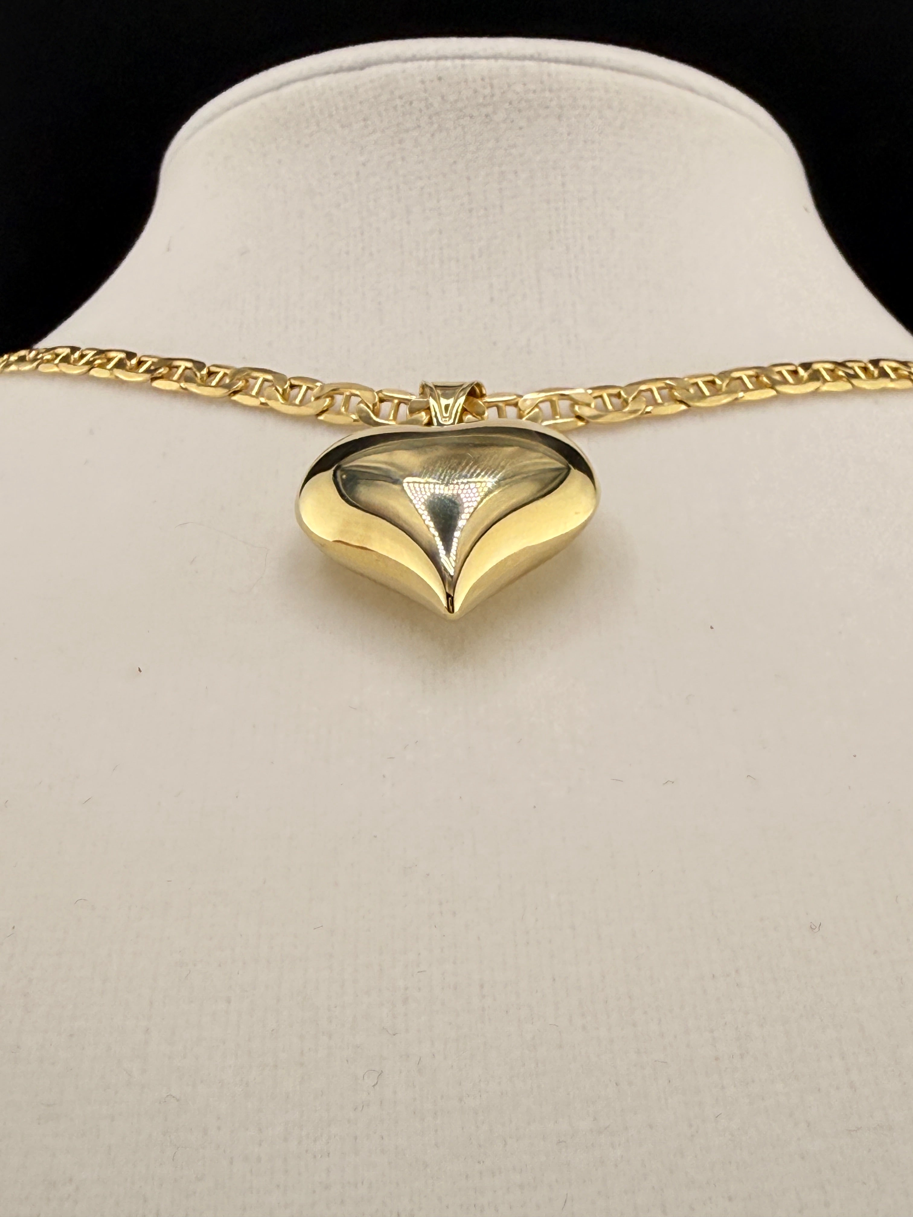 10K Gold Heart Pendant (2.5g) – Solid Yellow Gold Love Heart Necklace Charm | Jewelry Connect Wholesale Price