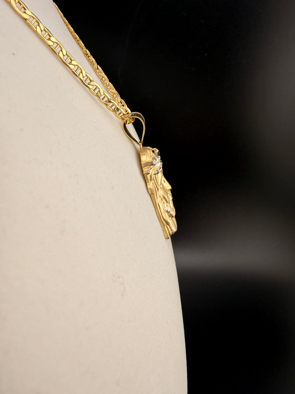 10K Gold Jesus Pendant – 10 Grams | Wholesale Price