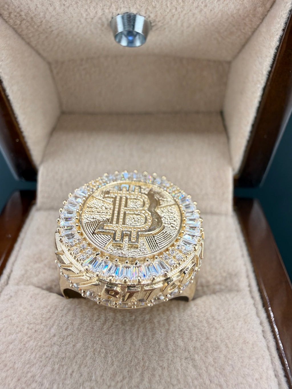 10K Gold Bitcoin Men's Ring with CZ Diamonds – 5.7g Luxury Crypto Ring Size 11