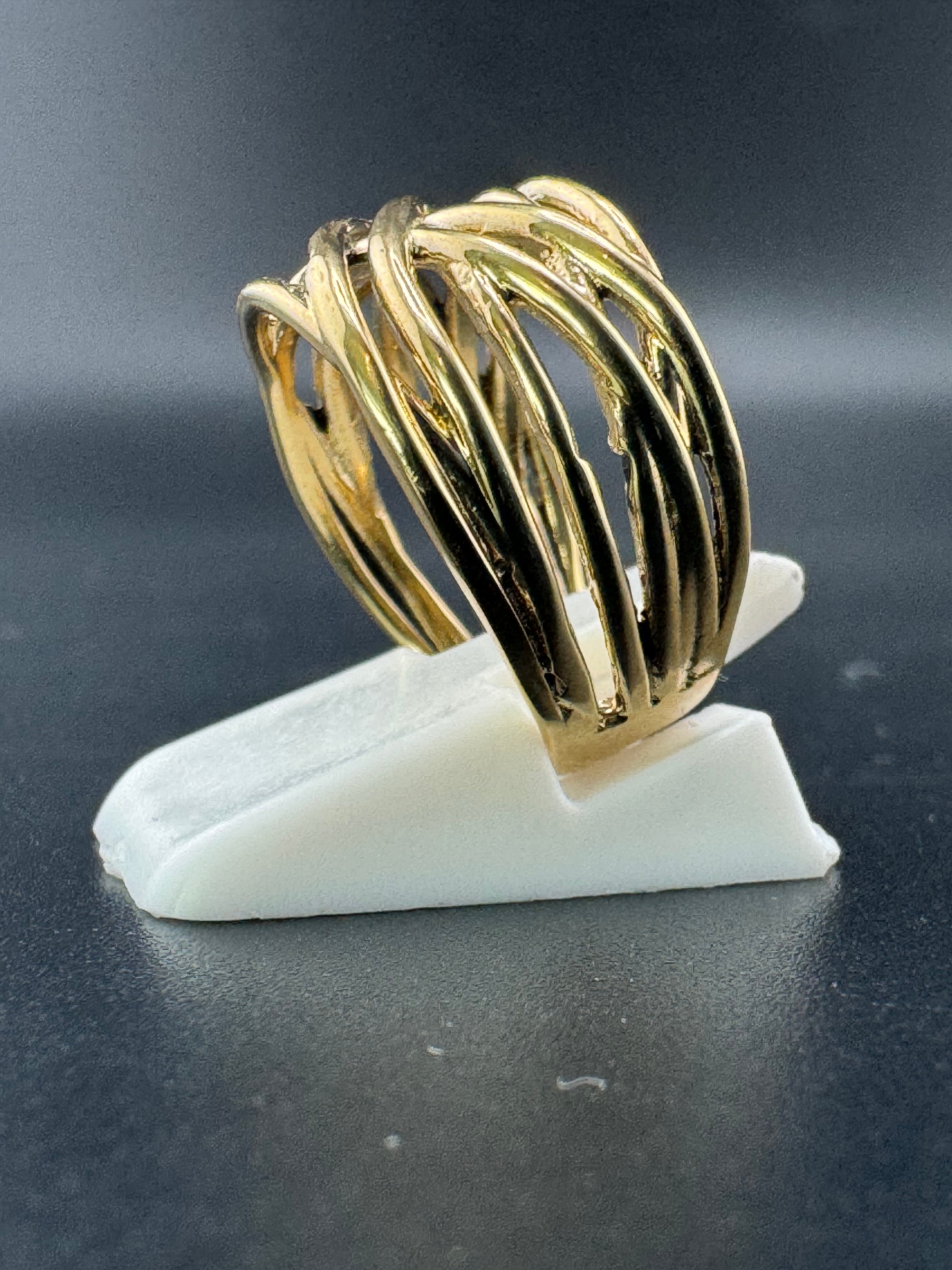 Gold Plated Sterling Silver Woven Style Ring – Size 7, 5 Grams