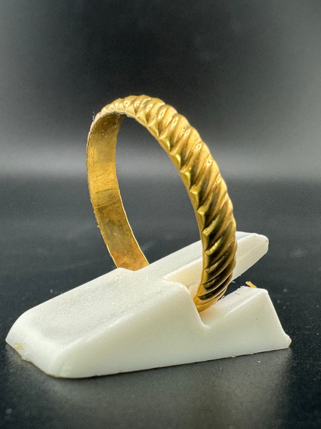 Gold Plated Stainless Steel Slanted Lines Band Ring – Size 9, 2 Grams