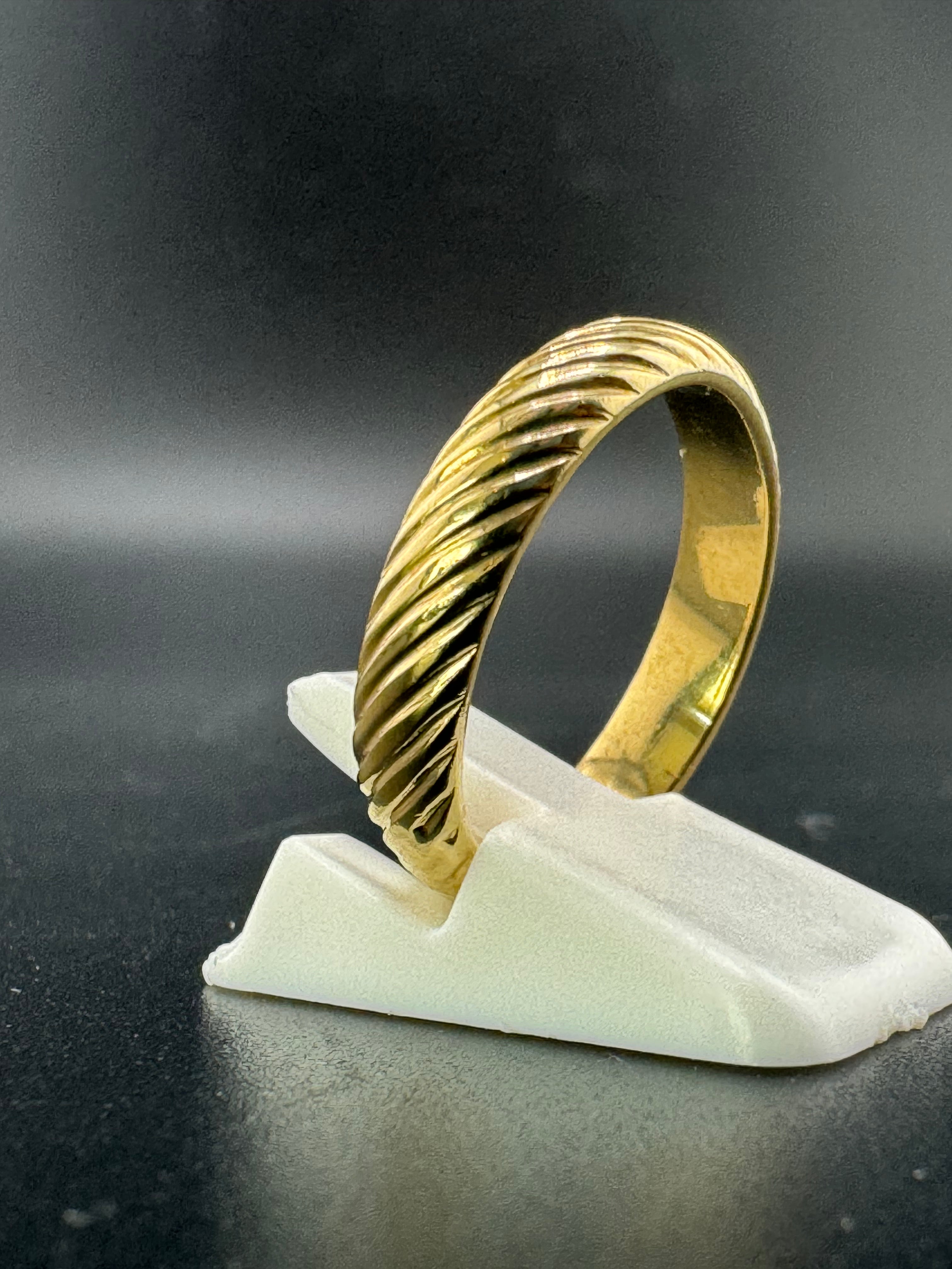 Gold Plated Sterling Silver Slanted Lines Band Ring – 3.86 Grams