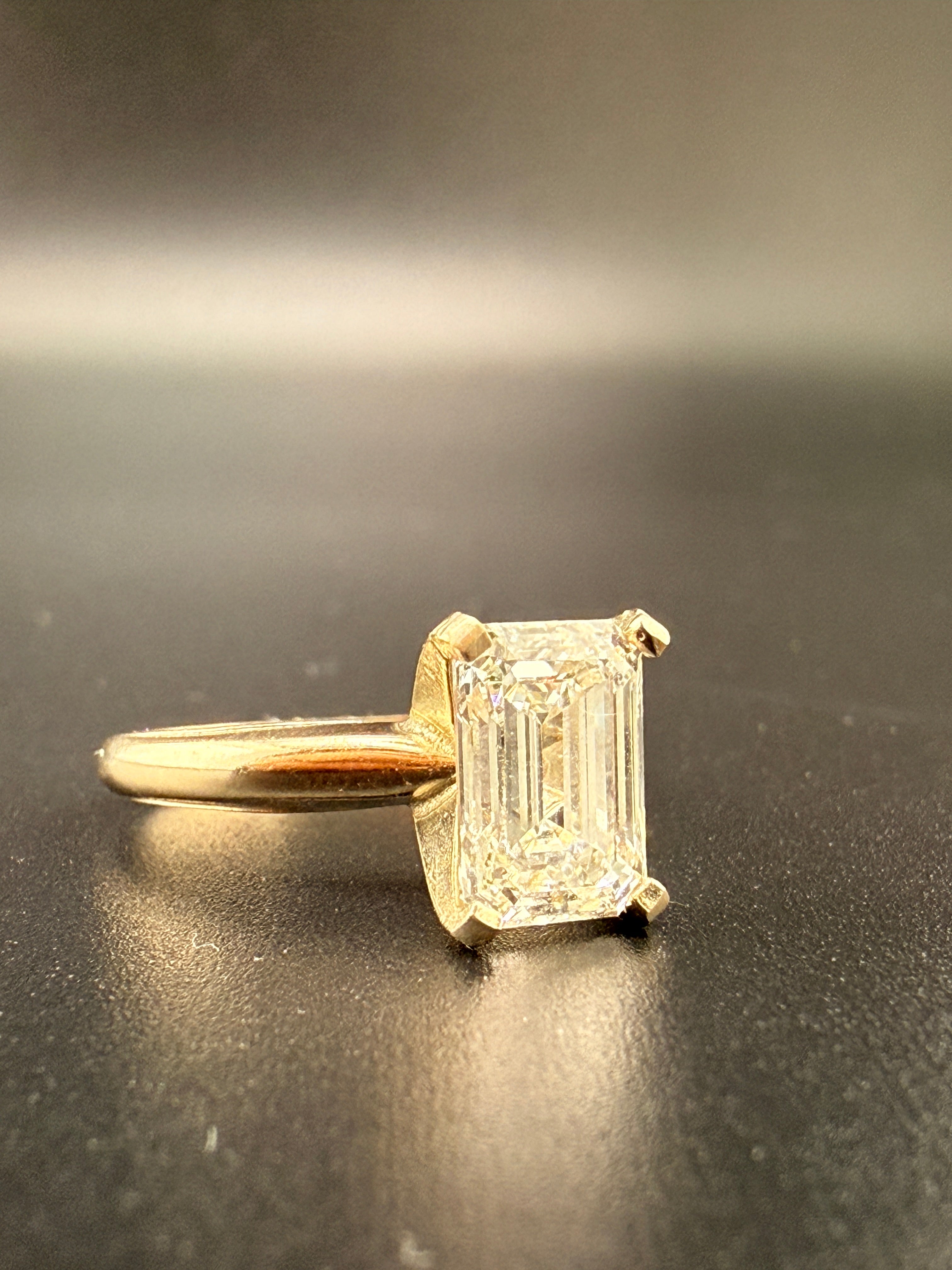 womens 14k white gold Lab grown solitare