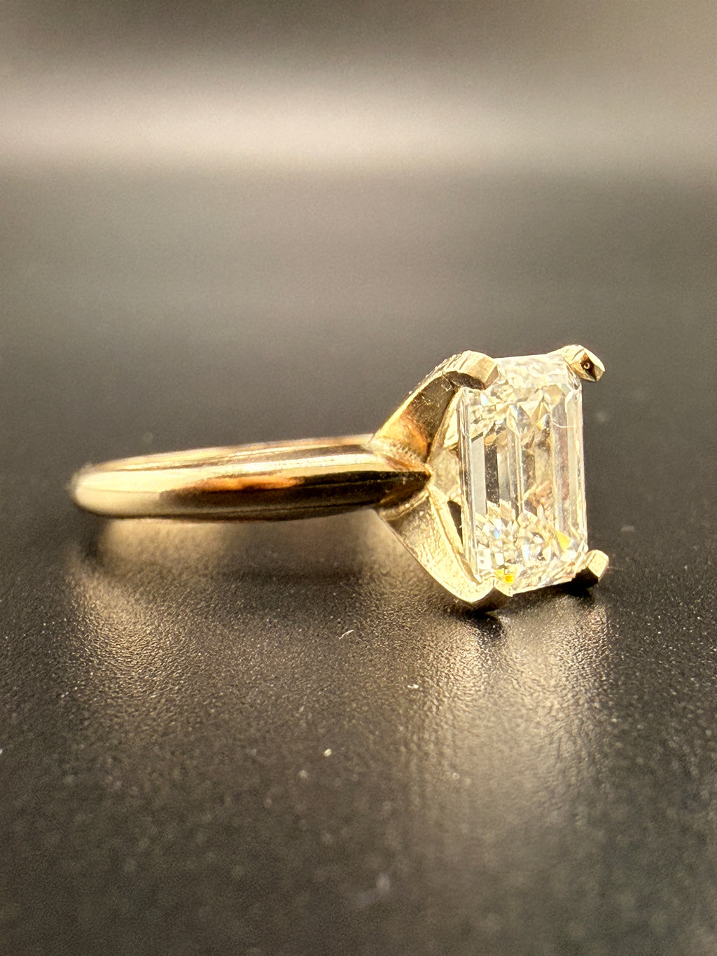 womens 14k white gold Lab grown solitare