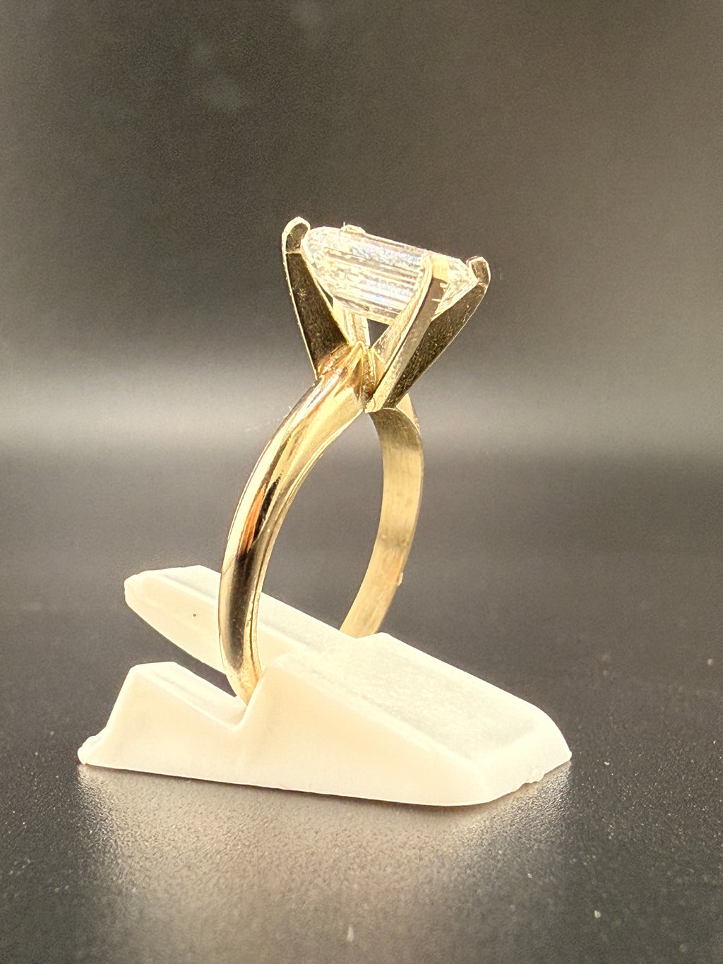 womens 14k white gold Lab grown solitare