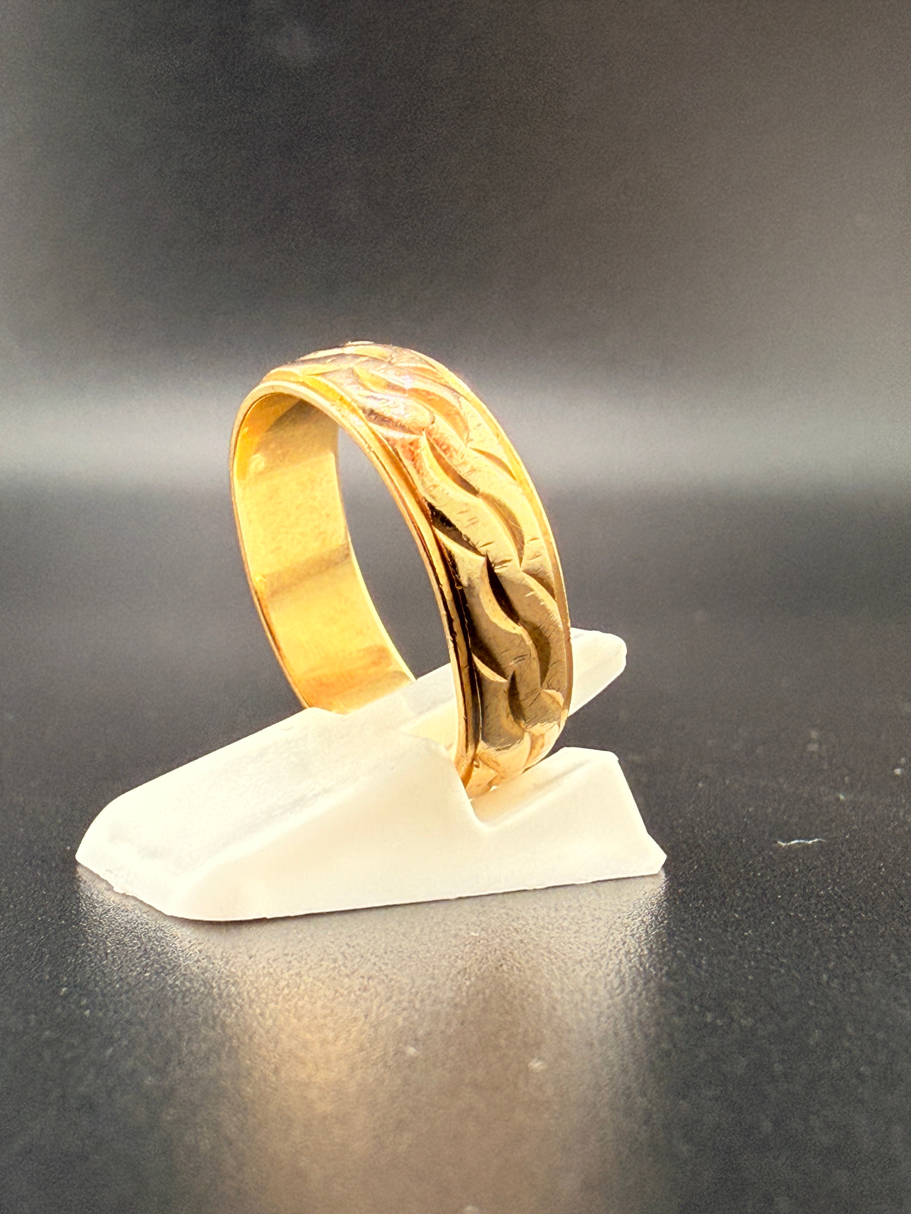 Mens 14k Gold band