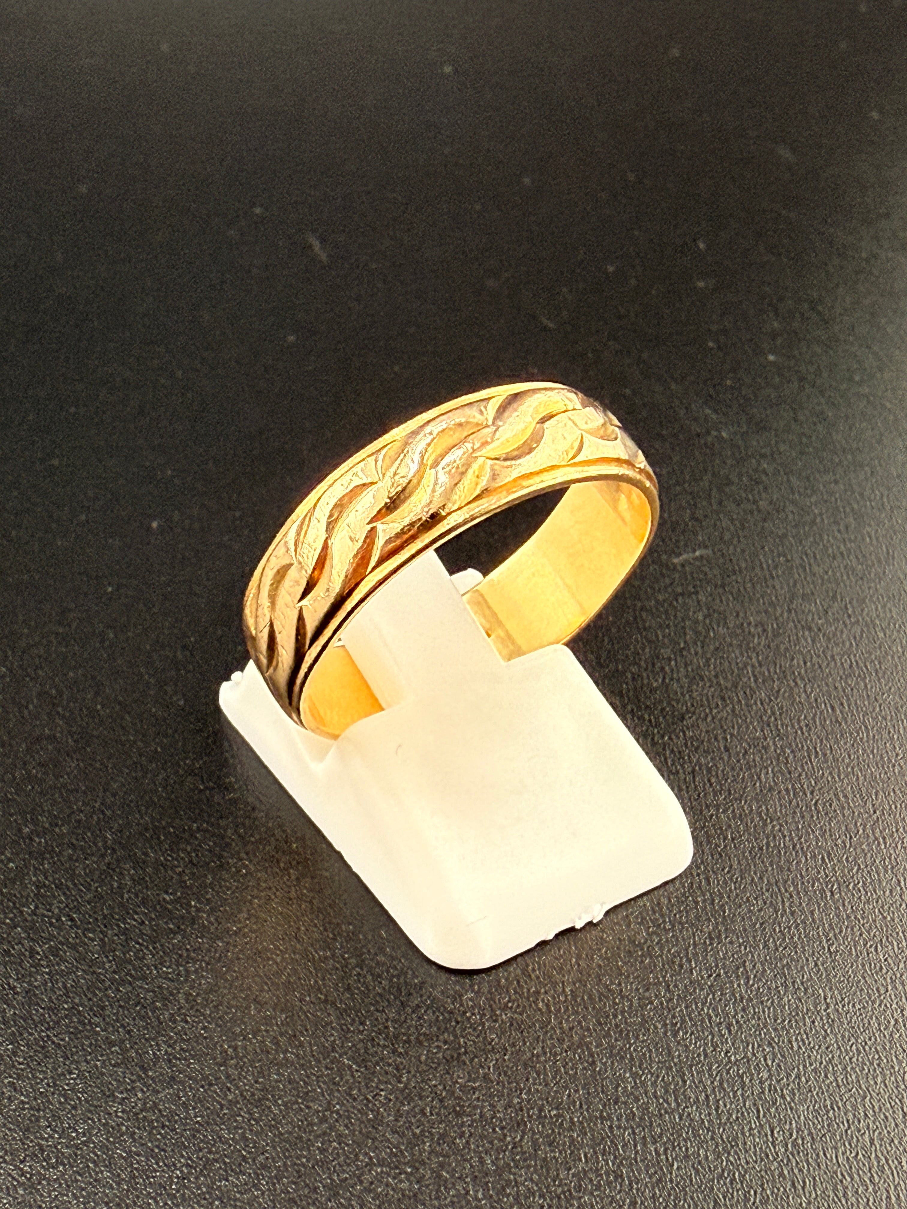 Mens 14k Gold band