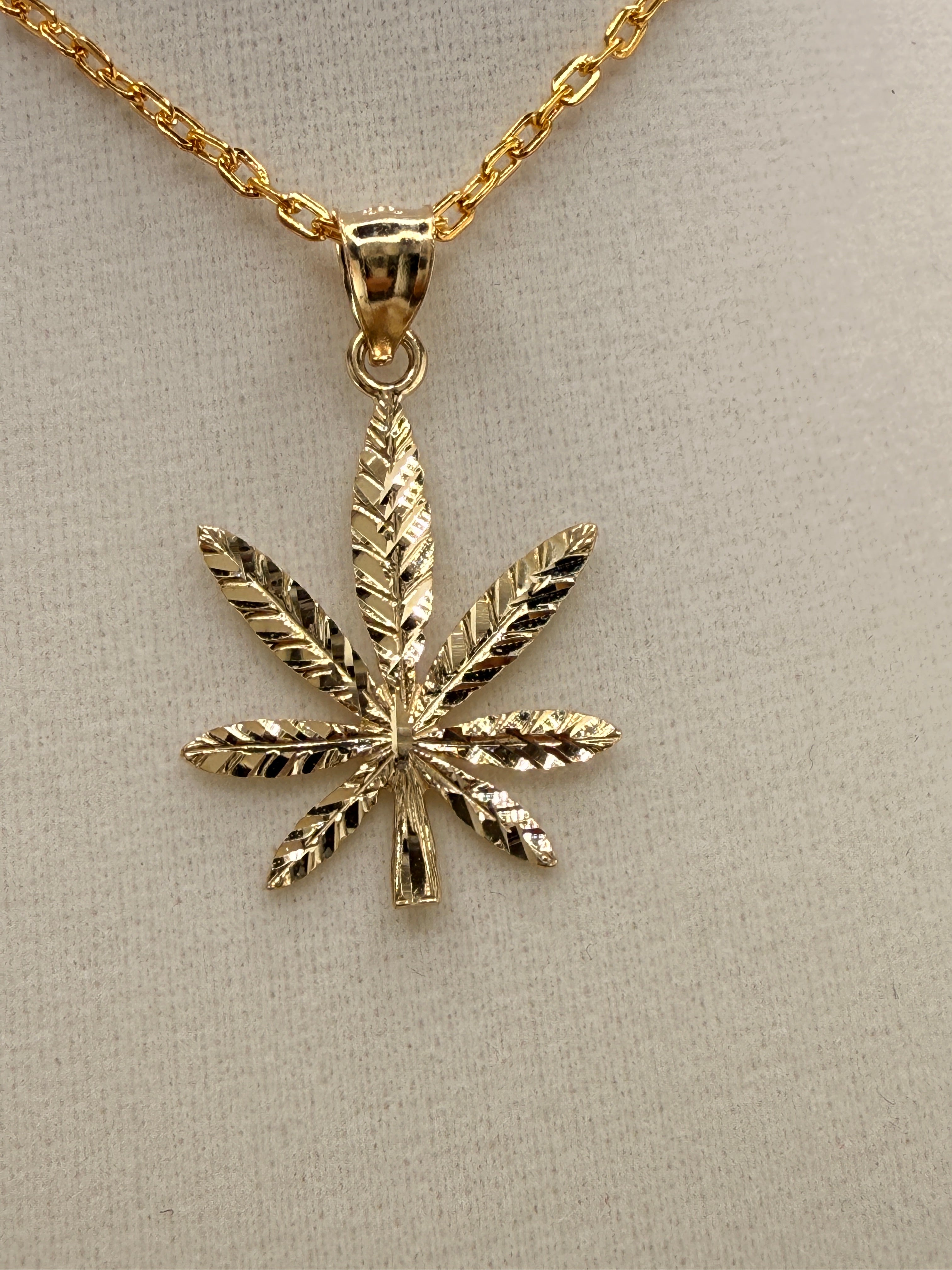 14K Gold Diamond-Cut Herbal Leaf Pendant