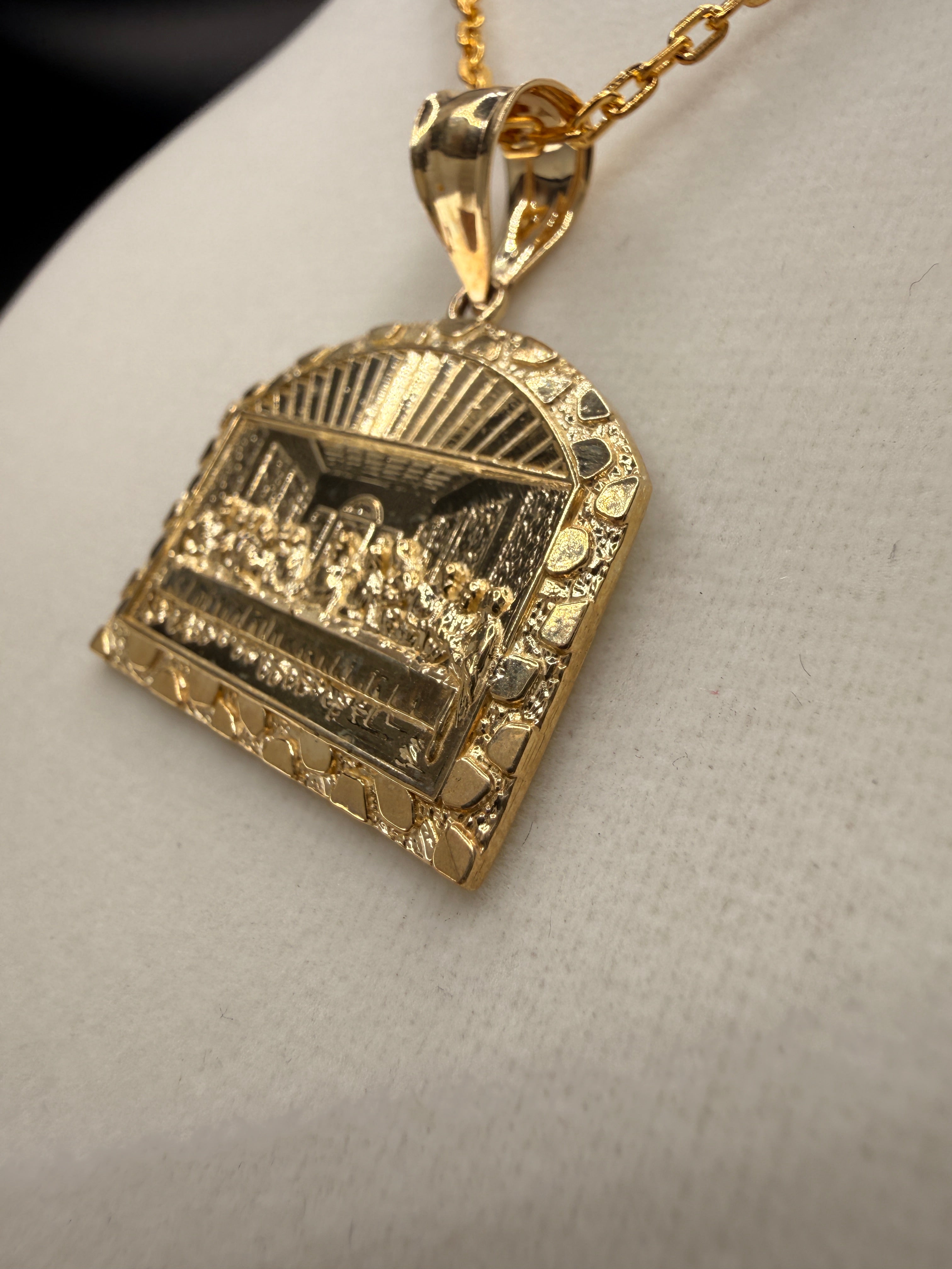 14K Gold The Last Supper Pendant