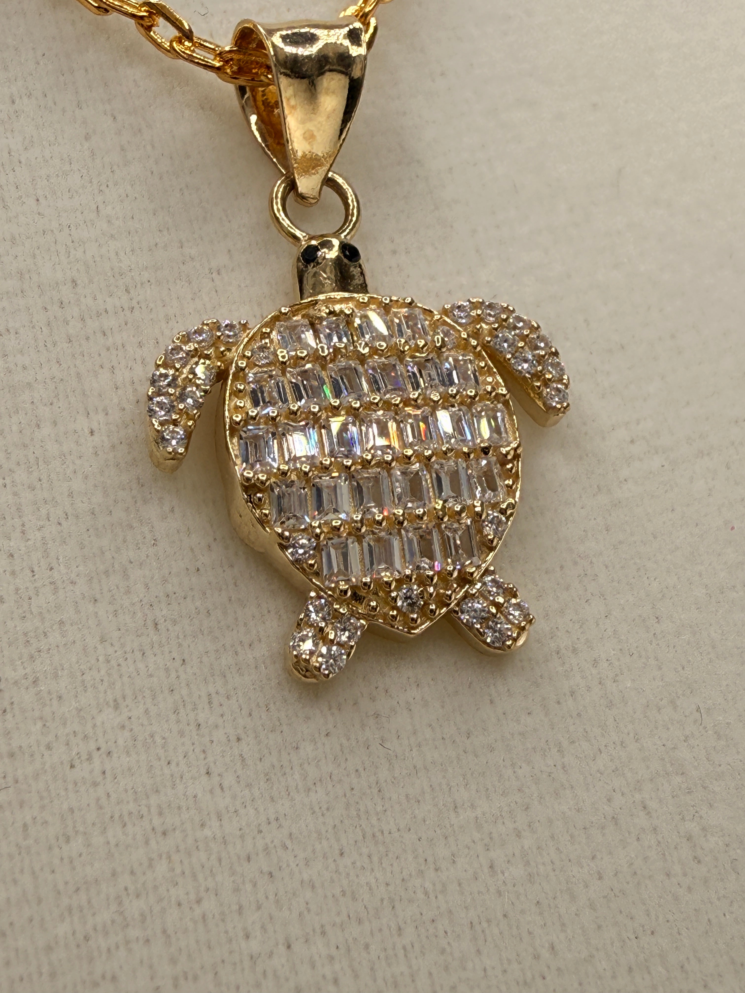 14K Gold CZ Diamond Turtle Pendant