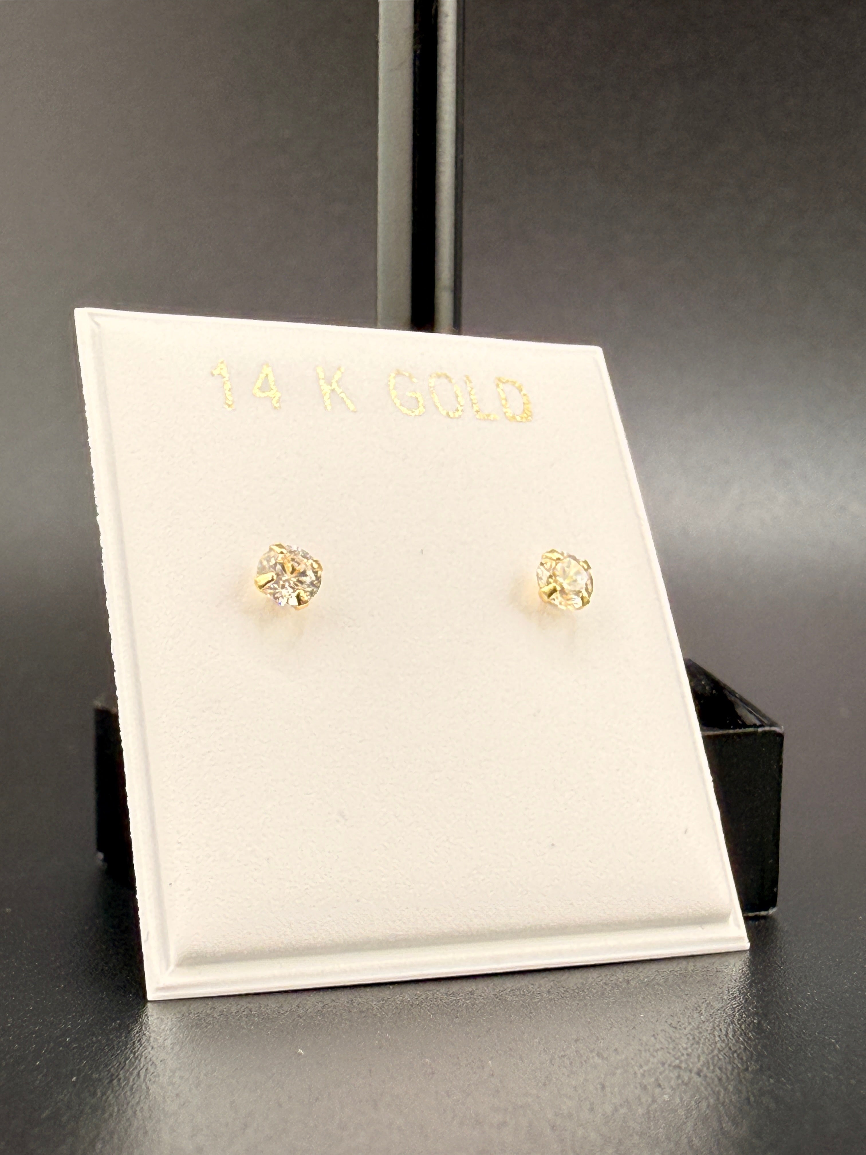 14K Gold 0.10 CT CZ Diamond Stud Earrings