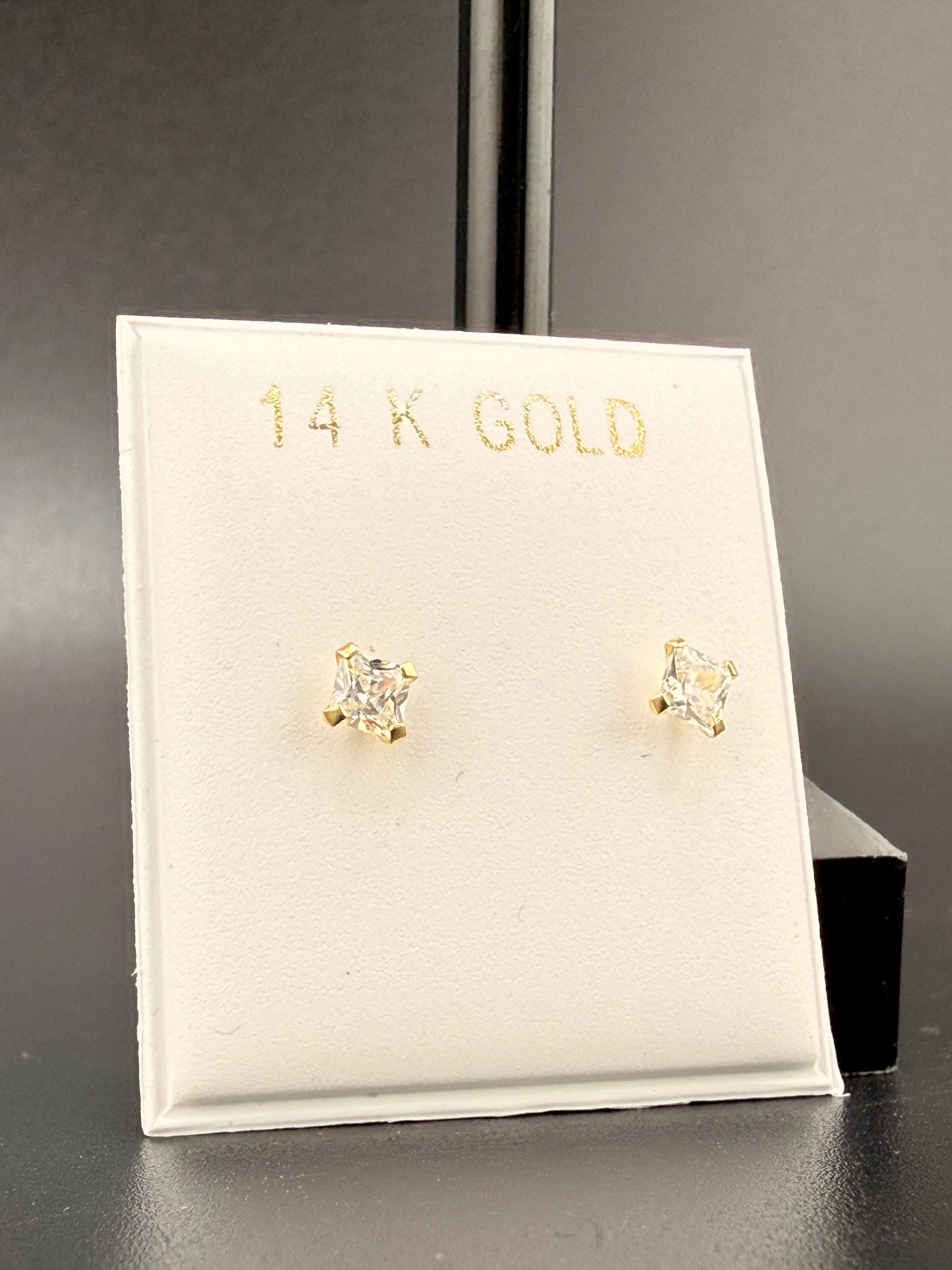 14K Gold 0.25 CT CZ Diamond Stud Earrings