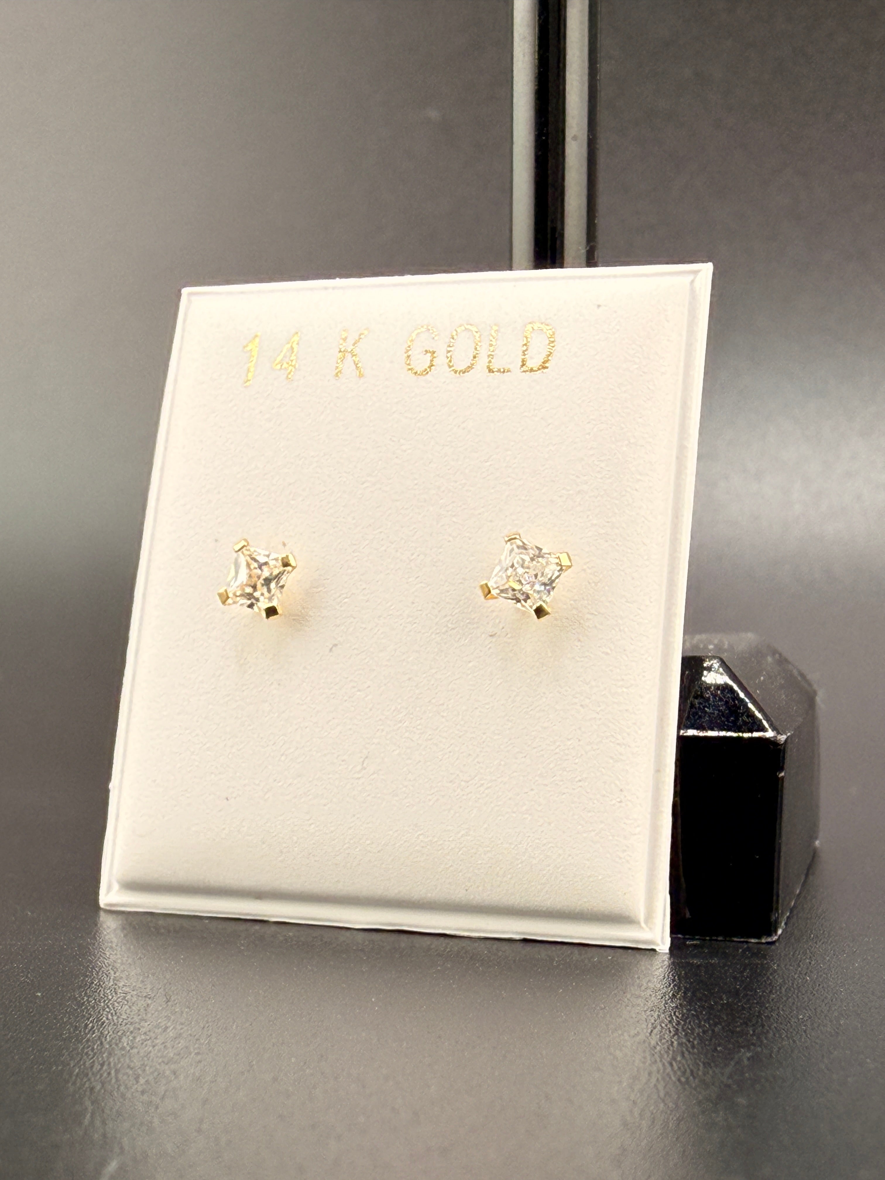 14K Gold 0.25 CT CZ Diamond Stud Earrings