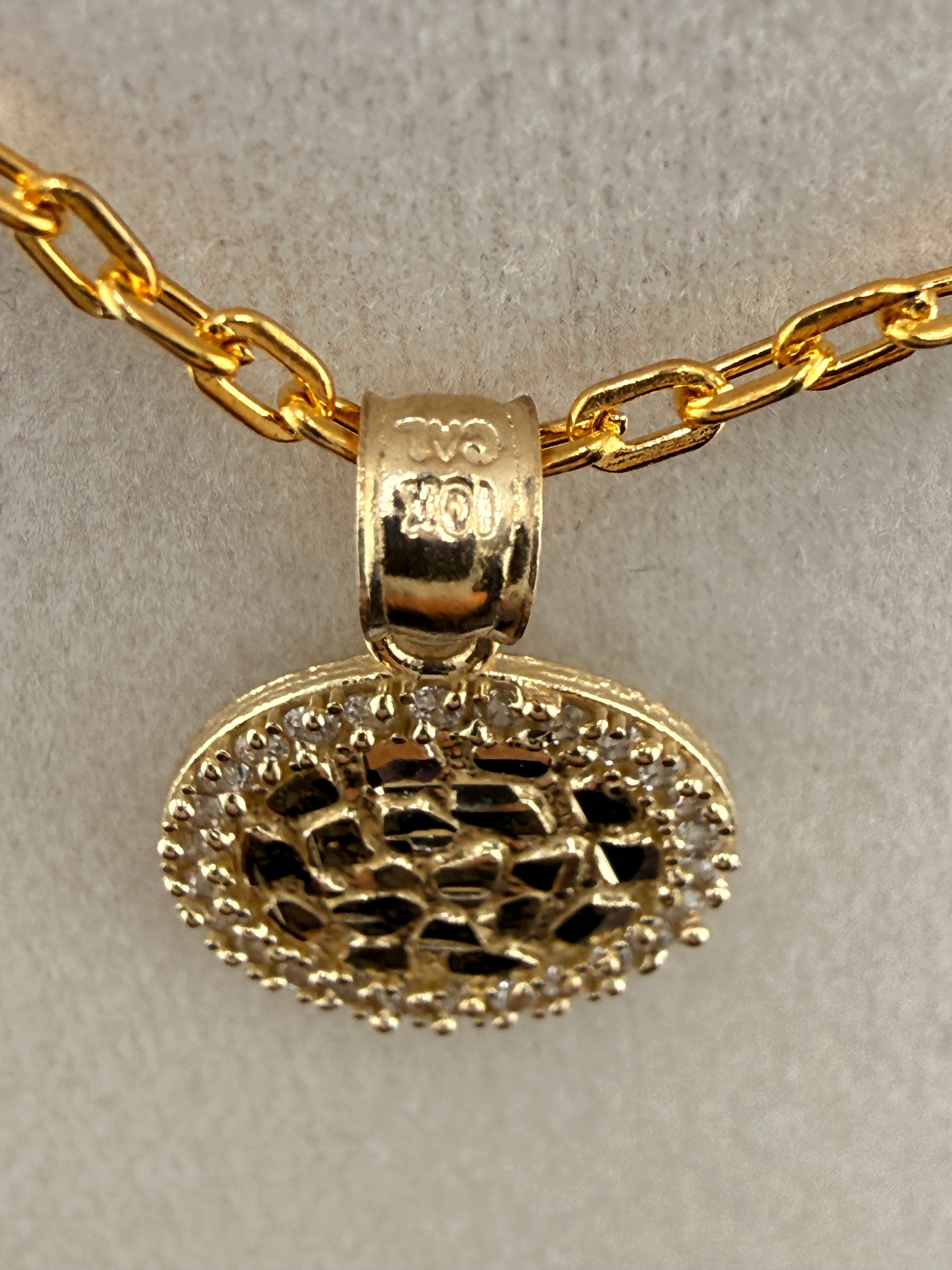 10K Solid Gold Round CZ Diamond Accent Gold Nugget Pendant