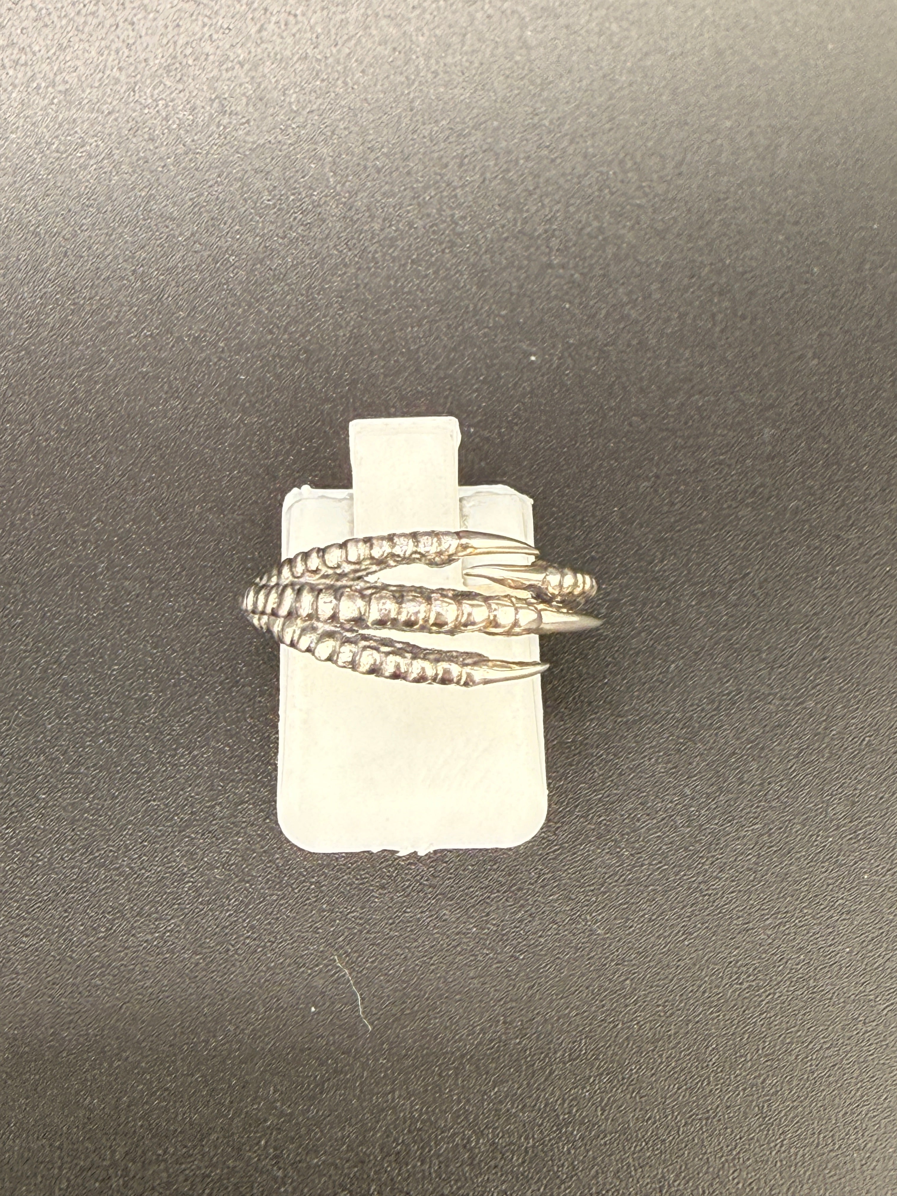 925 Sterling Silver Dragon Claw Ring – 2.5 Grams