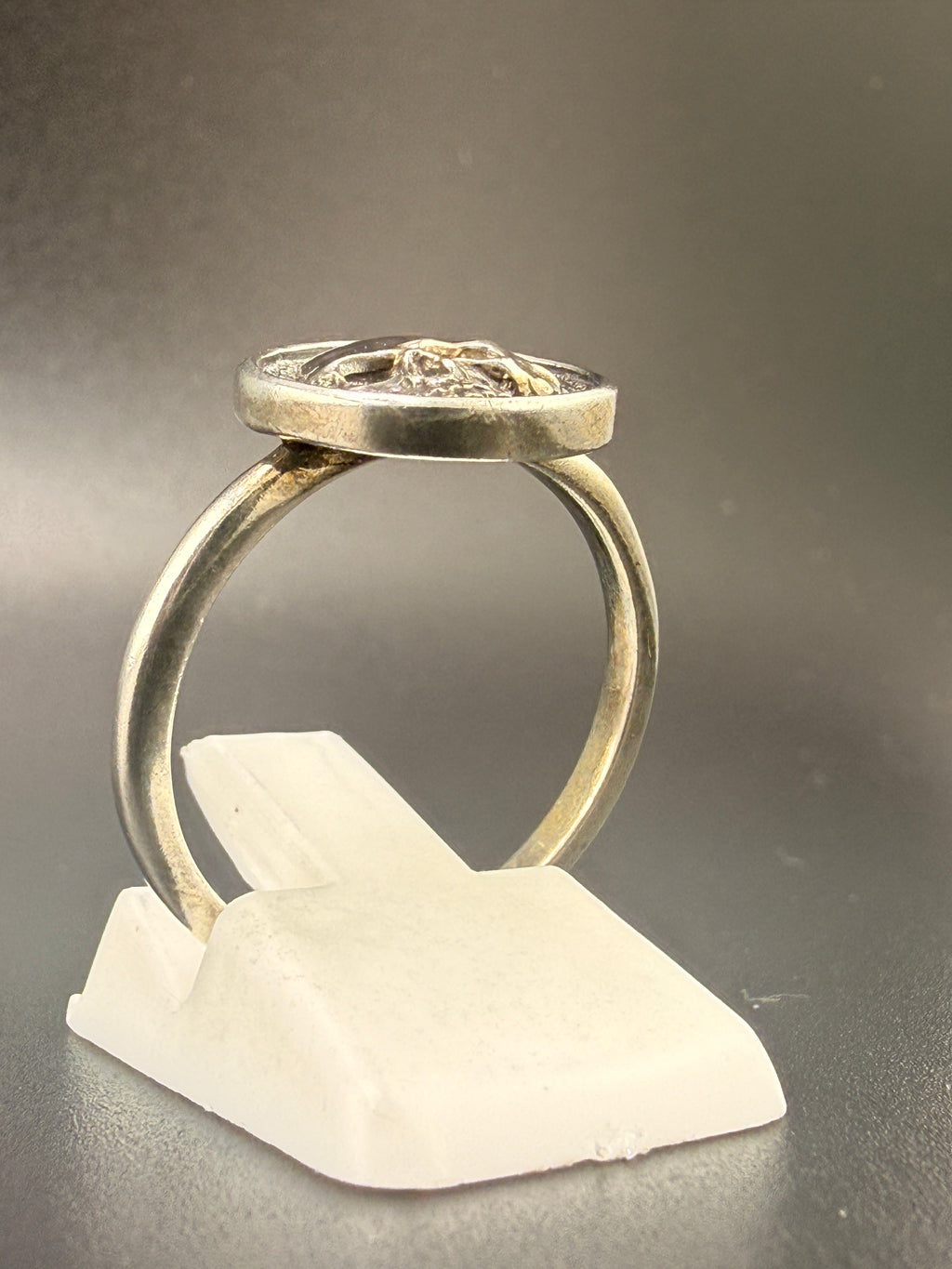 925 Sterling Silver Round Skull Ring