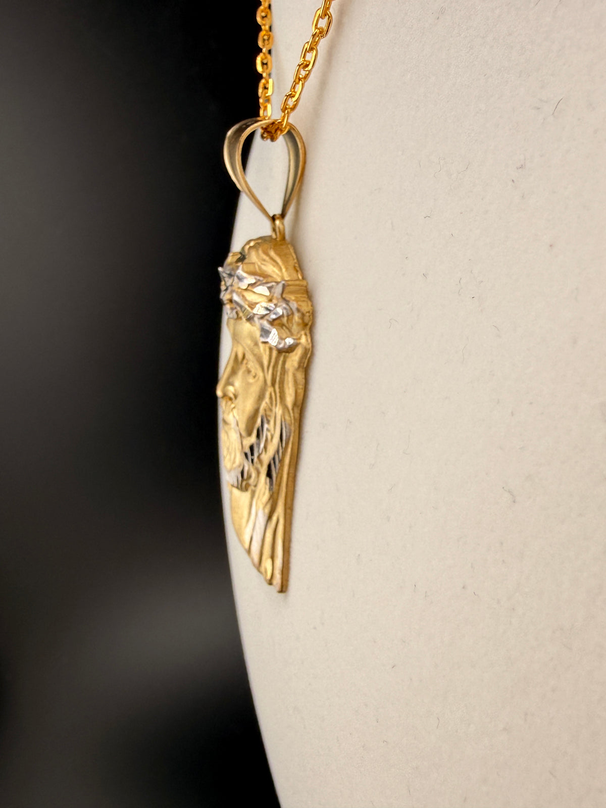10K Gold Jesus Pendant – 10 Grams | Wholesale Price