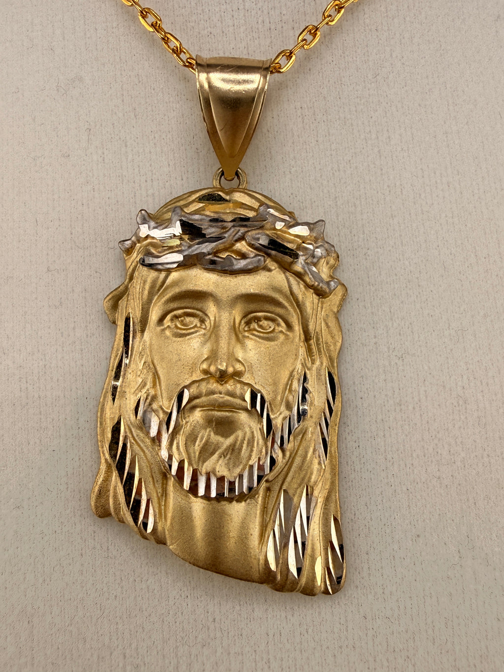 10K Gold Jesus Pendant – 10 Grams | Wholesale Price