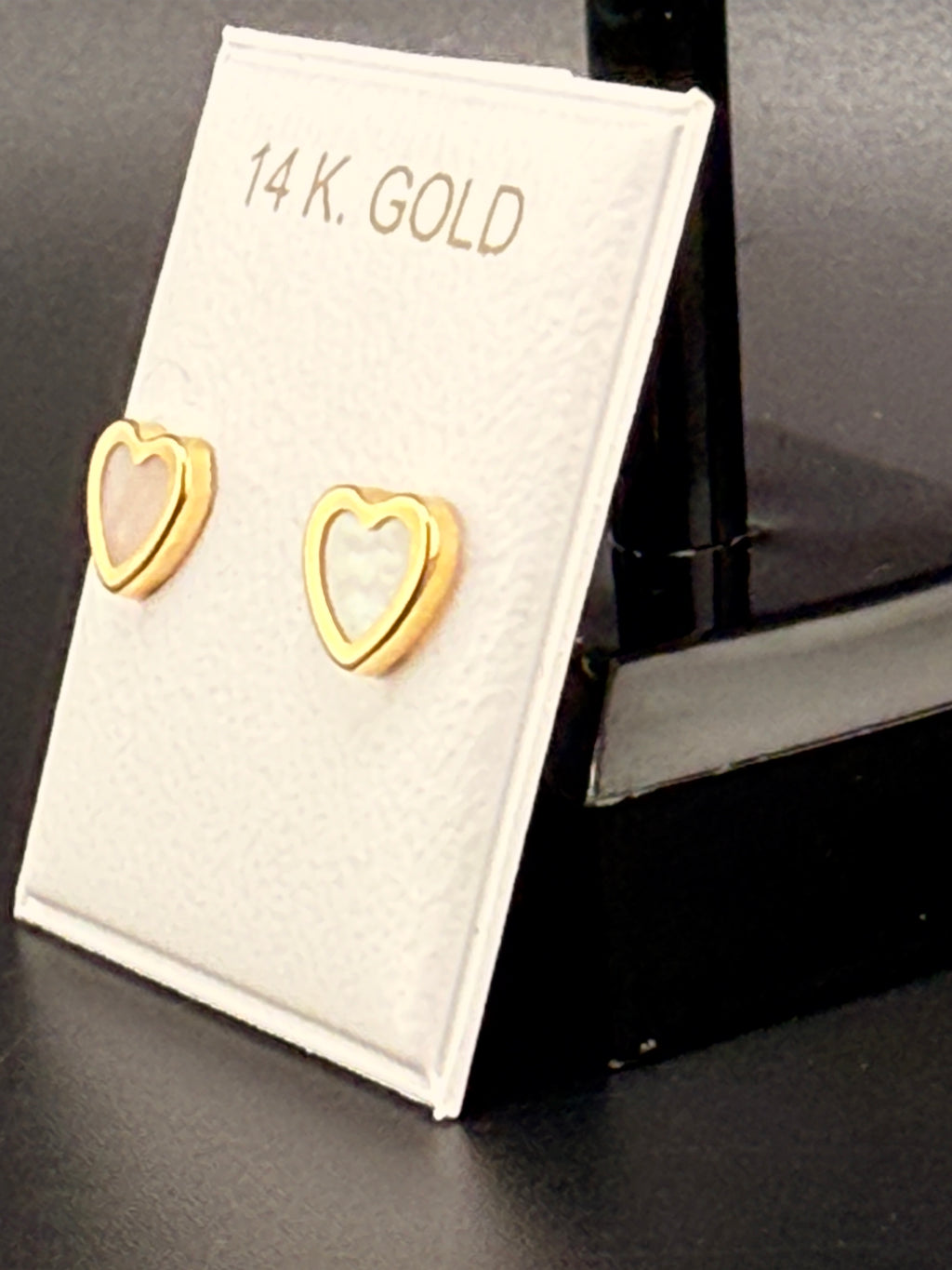 14K Solid Gold Oyster Heart Earrings – Luxury Heart Stud Earrings | Wholesale Price Jewelry Connect